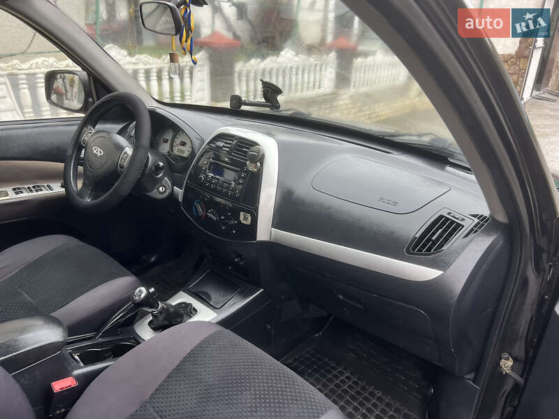 Позашляховик / Кросовер Chery Tiggo 2010 в Гусятині