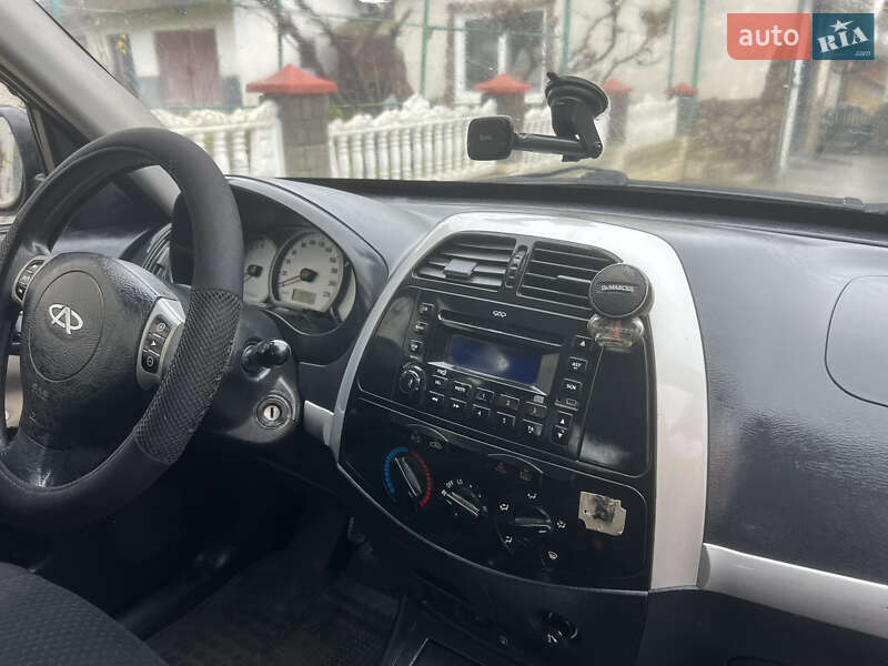 Позашляховик / Кросовер Chery Tiggo 2010 в Гусятині