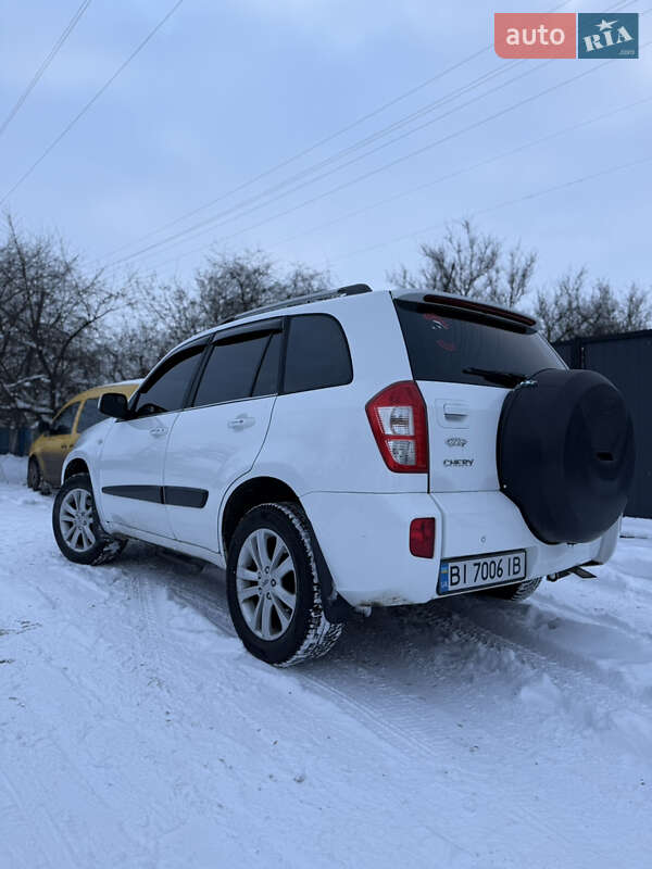 Внедорожник / Кроссовер Chery Tiggo 2014 в Семеновке