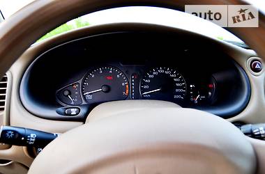 Седан Chevrolet Alero 2000 в 