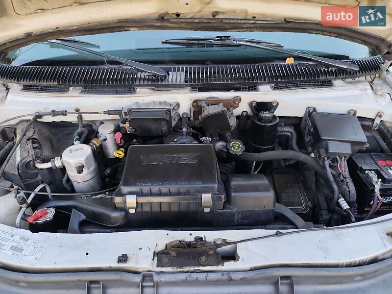Минивэн Chevrolet Astro 1999 в Погребах