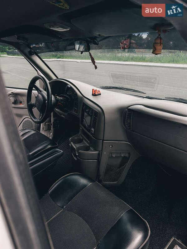 Минивэн Chevrolet Astro 2005 в Чернигове