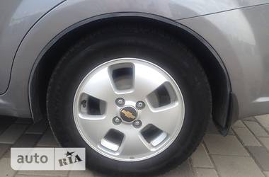 Седан Chevrolet Aveo 2011 в Днепре