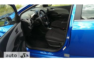 Седан Chevrolet Aveo 2012 в Киеве