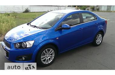 Седан Chevrolet Aveo 2012 в Киеве