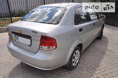 Седан Chevrolet Aveo 2005 в Николаеве