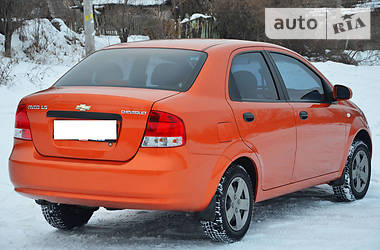 Седан Chevrolet Aveo 2006 в Днепре