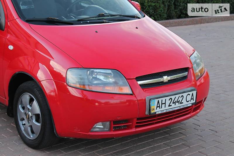 Седан Chevrolet Aveo 2006 в Донецке