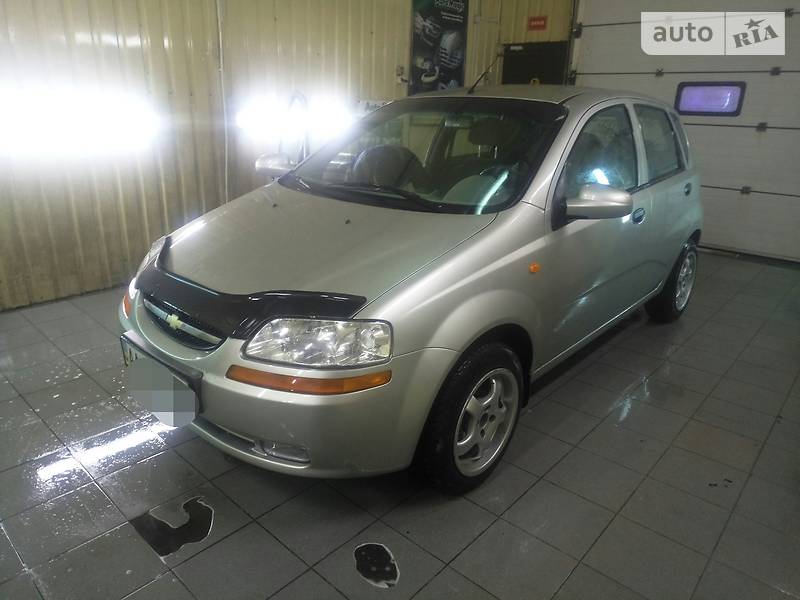 Хэтчбек Chevrolet Aveo 2005 в Киеве