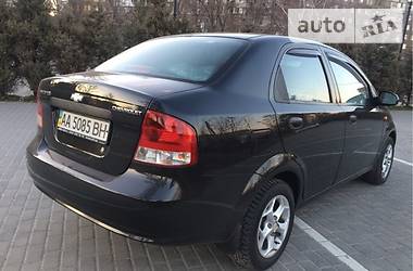 Седан Chevrolet Aveo 2006 в Днепре