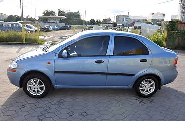 Седан Chevrolet Aveo 2004 в Львове