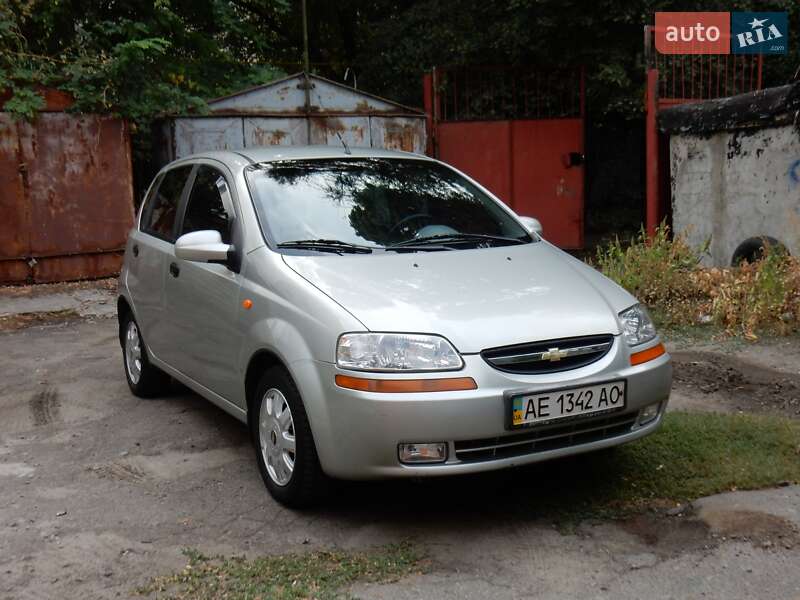Хэтчбек Chevrolet Aveo 2005 в Днепре