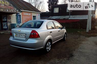 Седан Chevrolet Aveo 2010 в Ровно