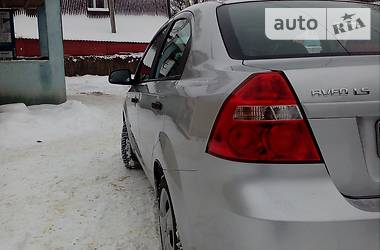 Седан Chevrolet Aveo 2010 в Ровно