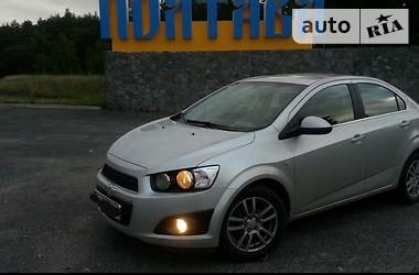 Седан Chevrolet Aveo 2012 в Полтаве