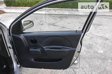 Седан Chevrolet Aveo 2006 в Нетешине