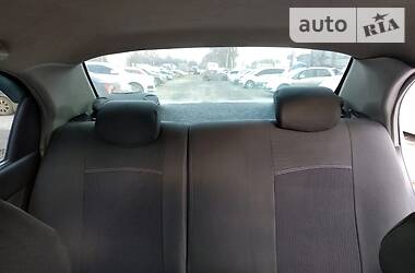 Седан Chevrolet Aveo 2006 в Полтаві