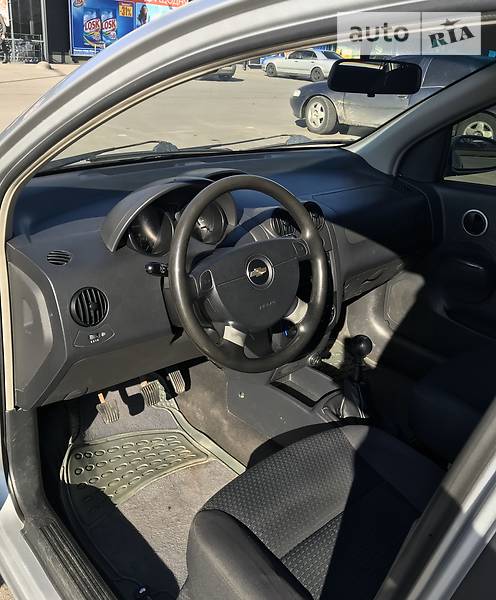 Хетчбек Chevrolet Aveo 2008 в Дніпрі