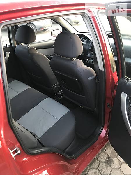 Хэтчбек Chevrolet Aveo 2008 в Луцке