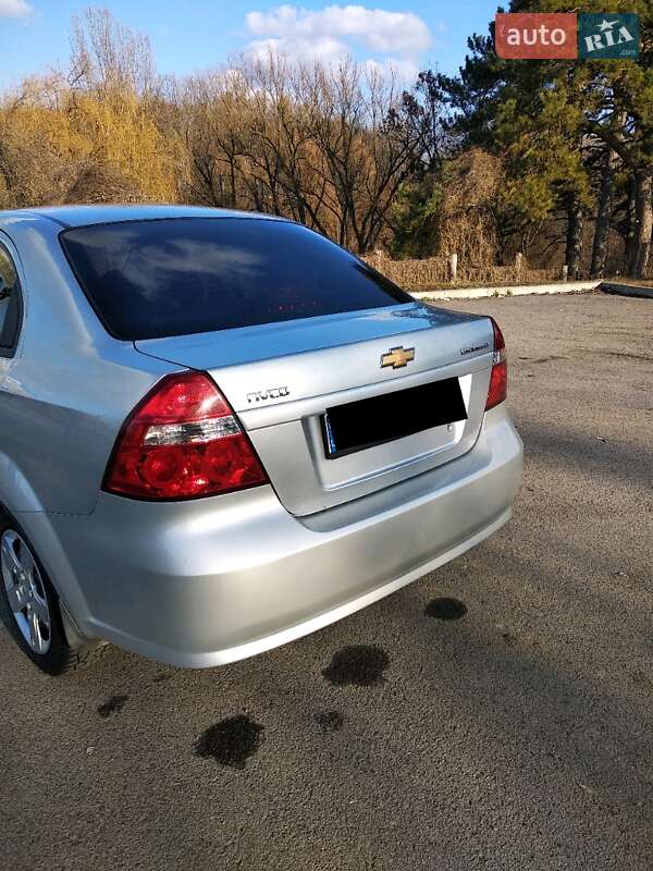 Седан Chevrolet Aveo 2007 в Києві