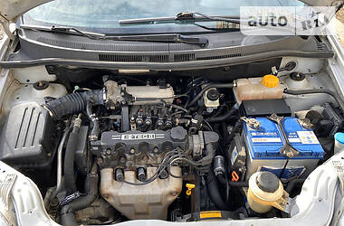 Седан Chevrolet Aveo 2006 в 
