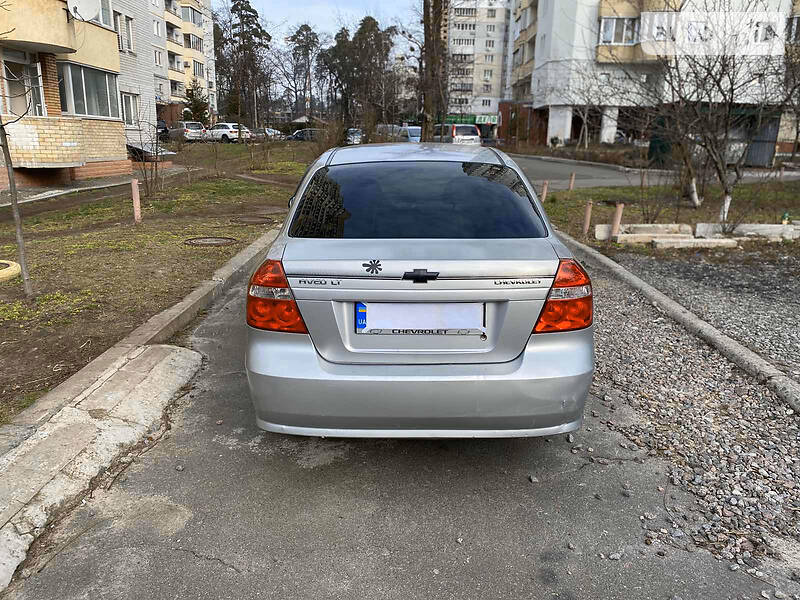 Седан Chevrolet Aveo 2006 в Киеве
