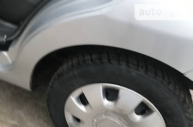 Хетчбек Chevrolet Aveo 2006 в 