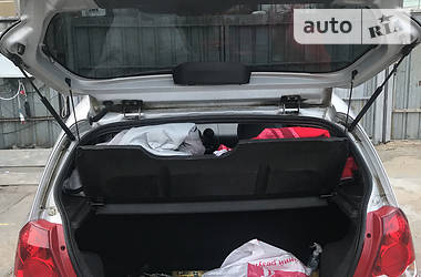 Хетчбек Chevrolet Aveo 2006 в 