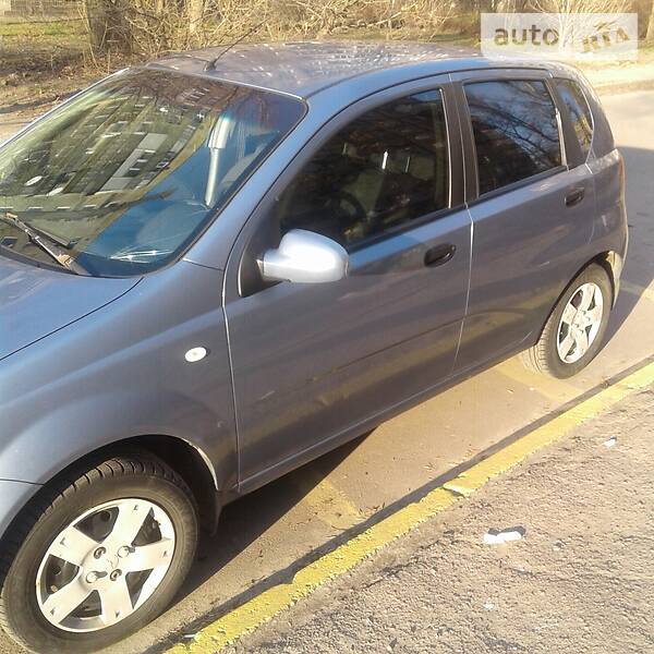 Хетчбек Chevrolet Aveo 2006 в Дніпрі фото 2 Хетчбек Chevrolet Aveo 2006 в Дніпрі