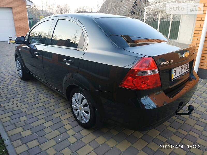 Седан Chevrolet Aveo 2010 в Кременчуге