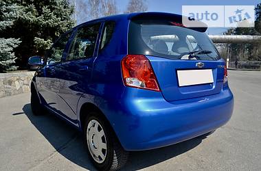 Хетчбек Chevrolet Aveo 2006 в 