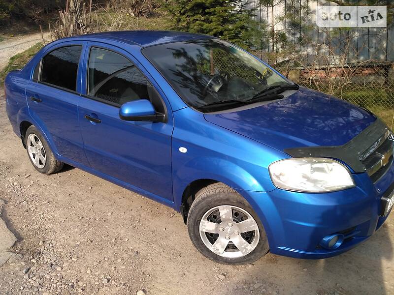 Седан Chevrolet Aveo 2006 в Яремчі