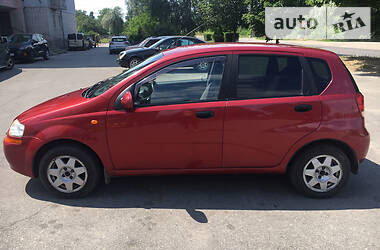 Хэтчбек Chevrolet Aveo 2005 в Каневе