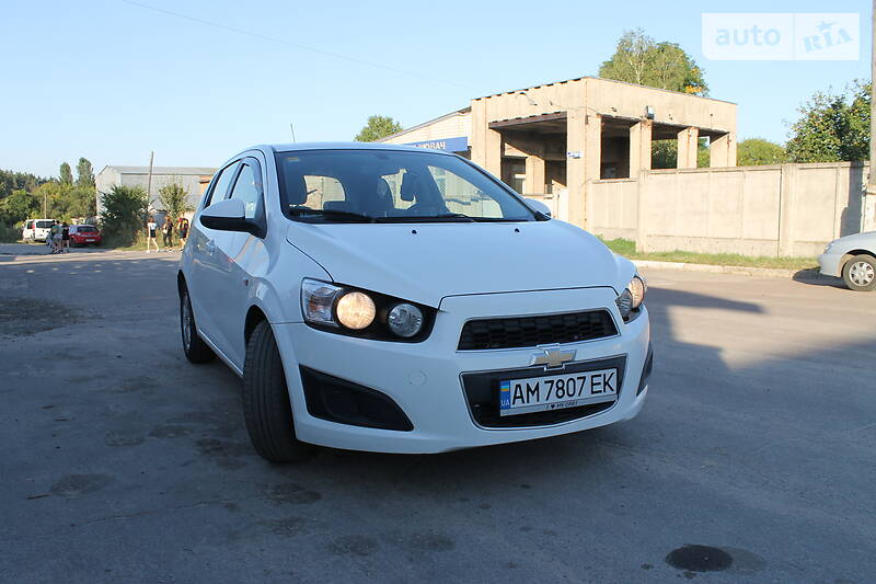 Хетчбек Chevrolet Aveo 2012 в Житомирі фото 42 Хетчбек Chevrolet Aveo 2012 в Житомирі