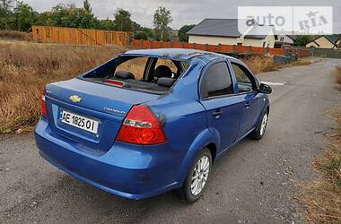 Седан Chevrolet Aveo 2010 в Днепре