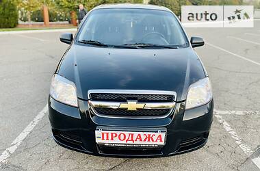 Седан Chevrolet Aveo 2008 в Кривом Роге