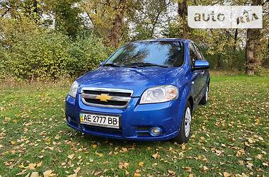 Седан Chevrolet Aveo 2006 в Кривом Роге