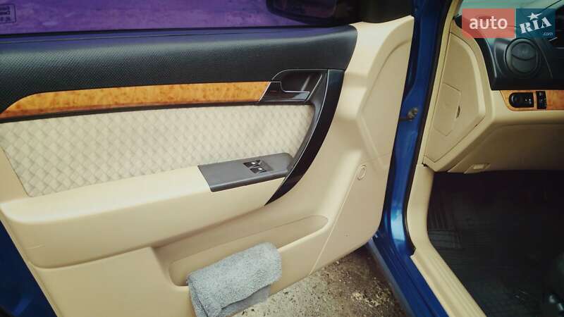 Седан Chevrolet Aveo 2008 в Львове