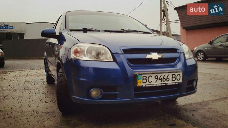 Седан Chevrolet Aveo 2008 в Львове