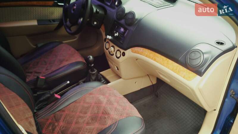 Седан Chevrolet Aveo 2008 в Львове