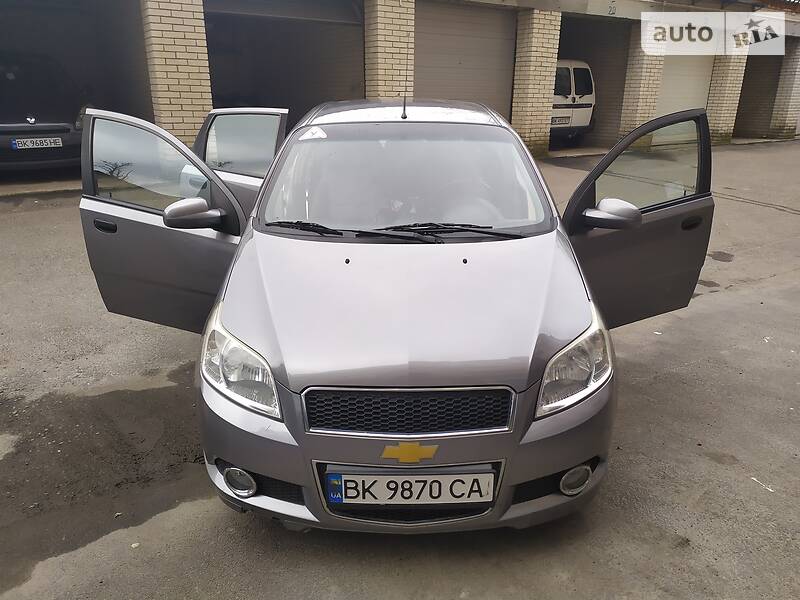 Хэтчбек Chevrolet Aveo 2008 в Ровно