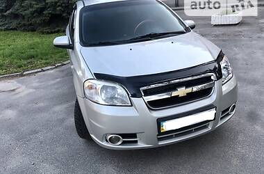 Седан Chevrolet Aveo 2011 в Полтаве