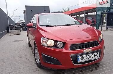 Хэтчбек Chevrolet Aveo 2011 в Здолбунове