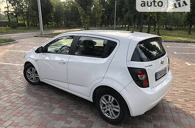 Хэтчбек Chevrolet Aveo 2012 в Кропивницком