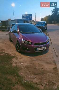 Хэтчбек Chevrolet Aveo 2011 в Макарове