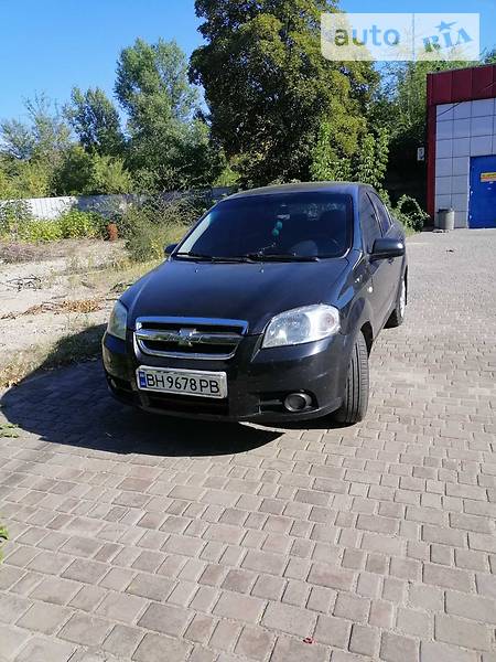 Седан Chevrolet Aveo 2008 в Кривом Роге