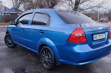 Седан Chevrolet Aveo 2008 в Днепре