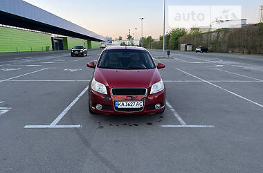 Хэтчбек Chevrolet Aveo 2008 в Киеве