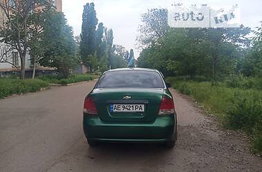 Седан Chevrolet Aveo 2004 в Кривом Роге