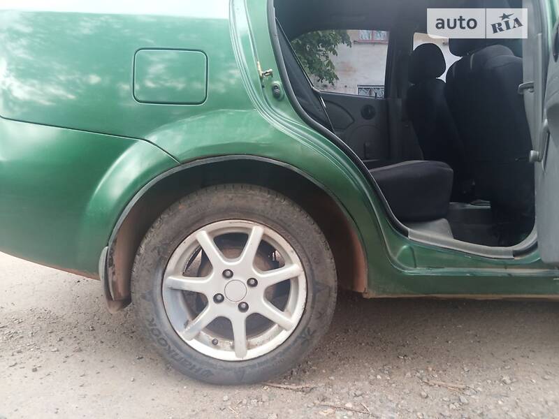 Седан Chevrolet Aveo 2004 в Кривому Розі фото 12 Седан Chevrolet Aveo 2004 в Кривому Розі